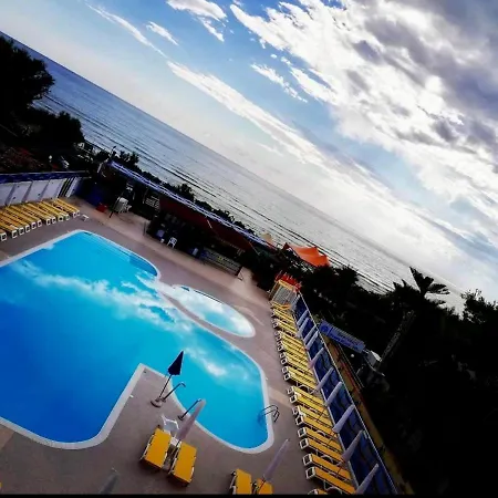 Miramare Small Village Aparthotel Mondragone